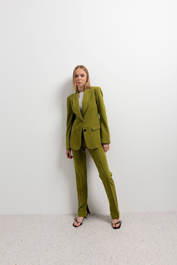 PANTALONS À FENTES LATÉRALES