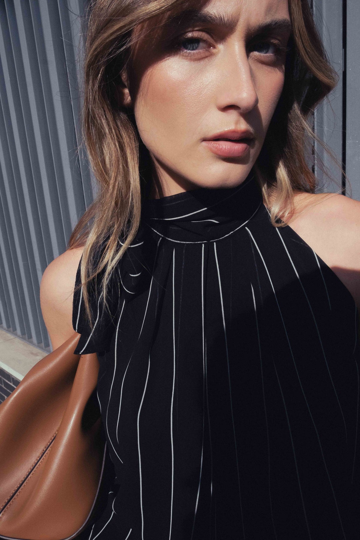 NŒUD À RAYURES DE BALLON SUPÉRIEUR