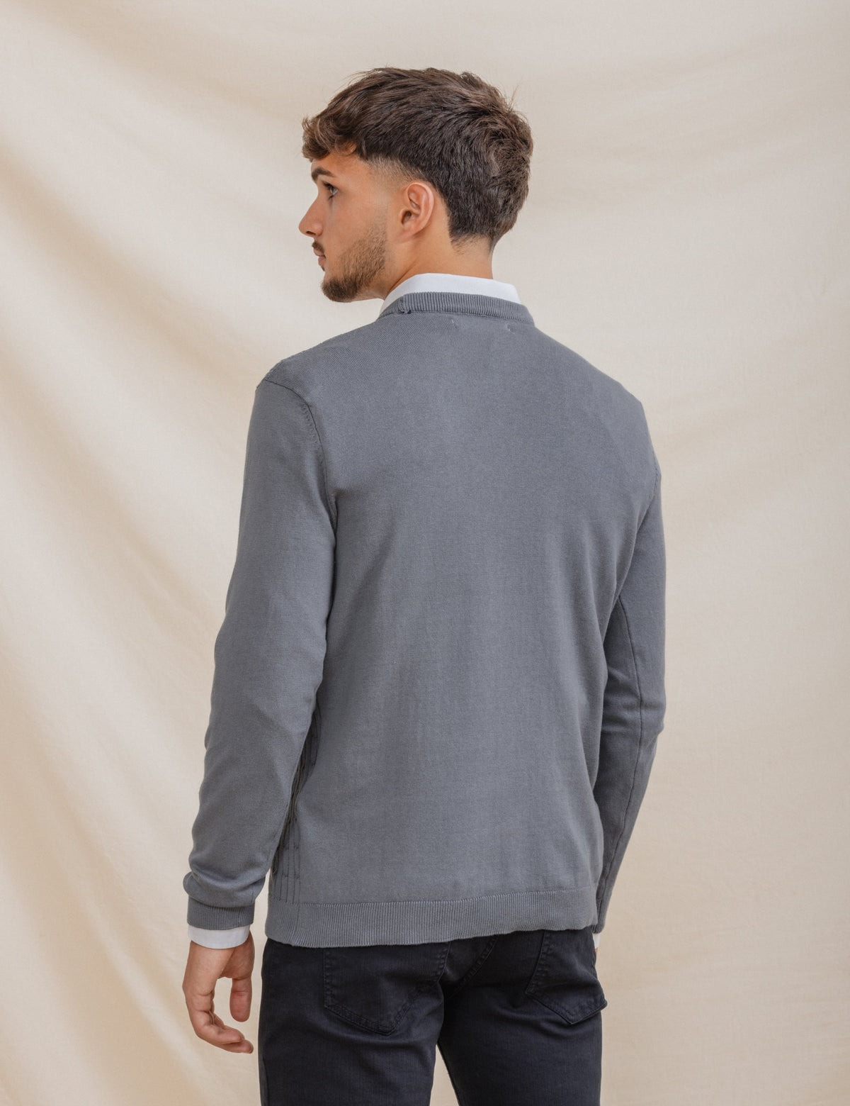 JERSEY NUDOS CUELLO CAJA