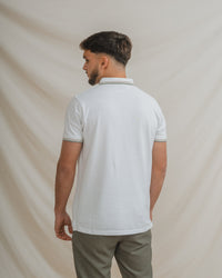 POLO BÁSICO BLANCO PIQUÉ LÍNEA