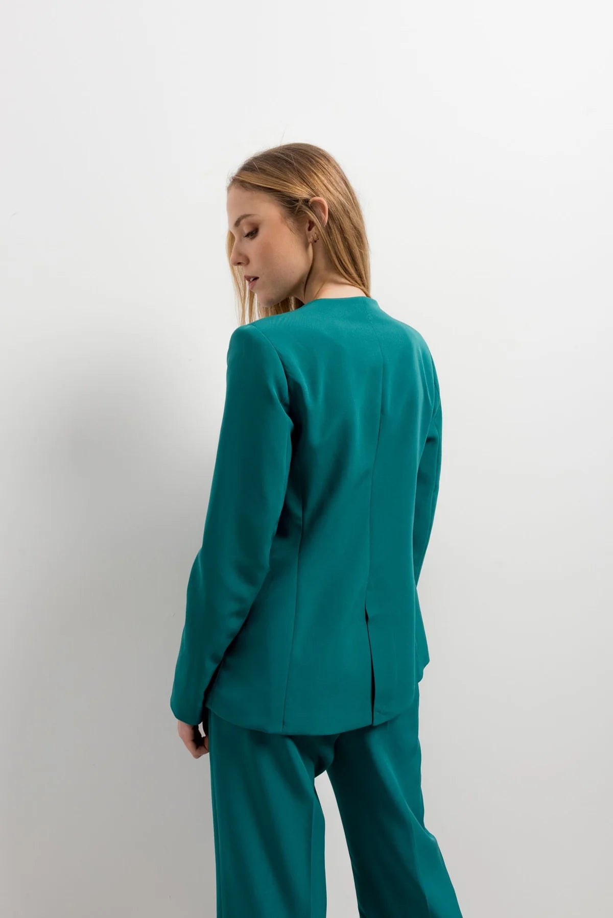 BLAZER AJUSTÉ SANS REVERS