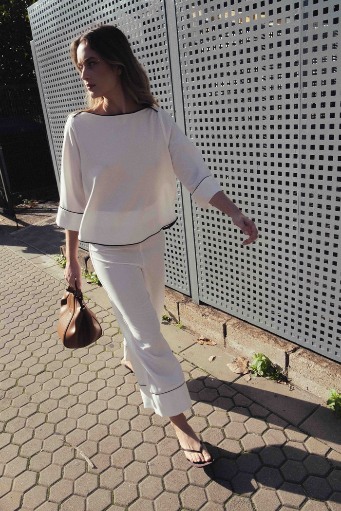 CULOTTE PANTALON AVEC LUNETTE CONTRASTÉE