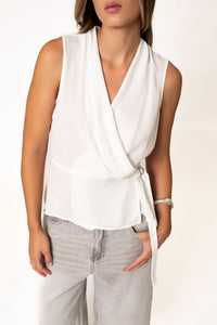 BLUSA CRUZADA CON HEBILLA