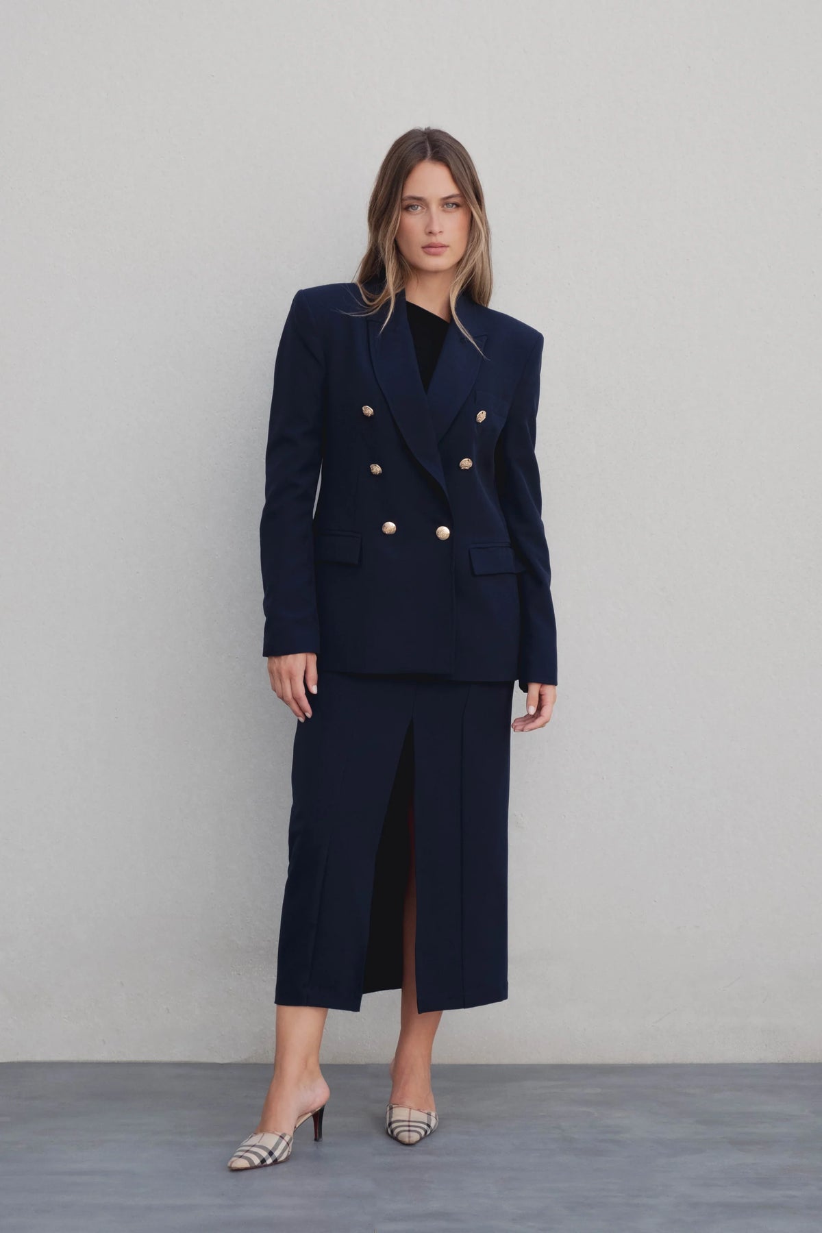 JUPE MIDI À BOUTONS DORÉS