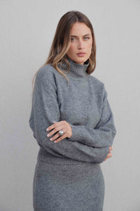 JERSEY OVERSIZE CUELLO SUBIDO