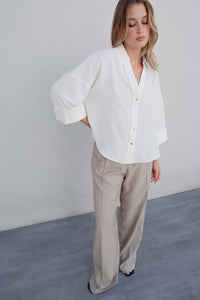 CHEMISE À MANCHES ROULETTES