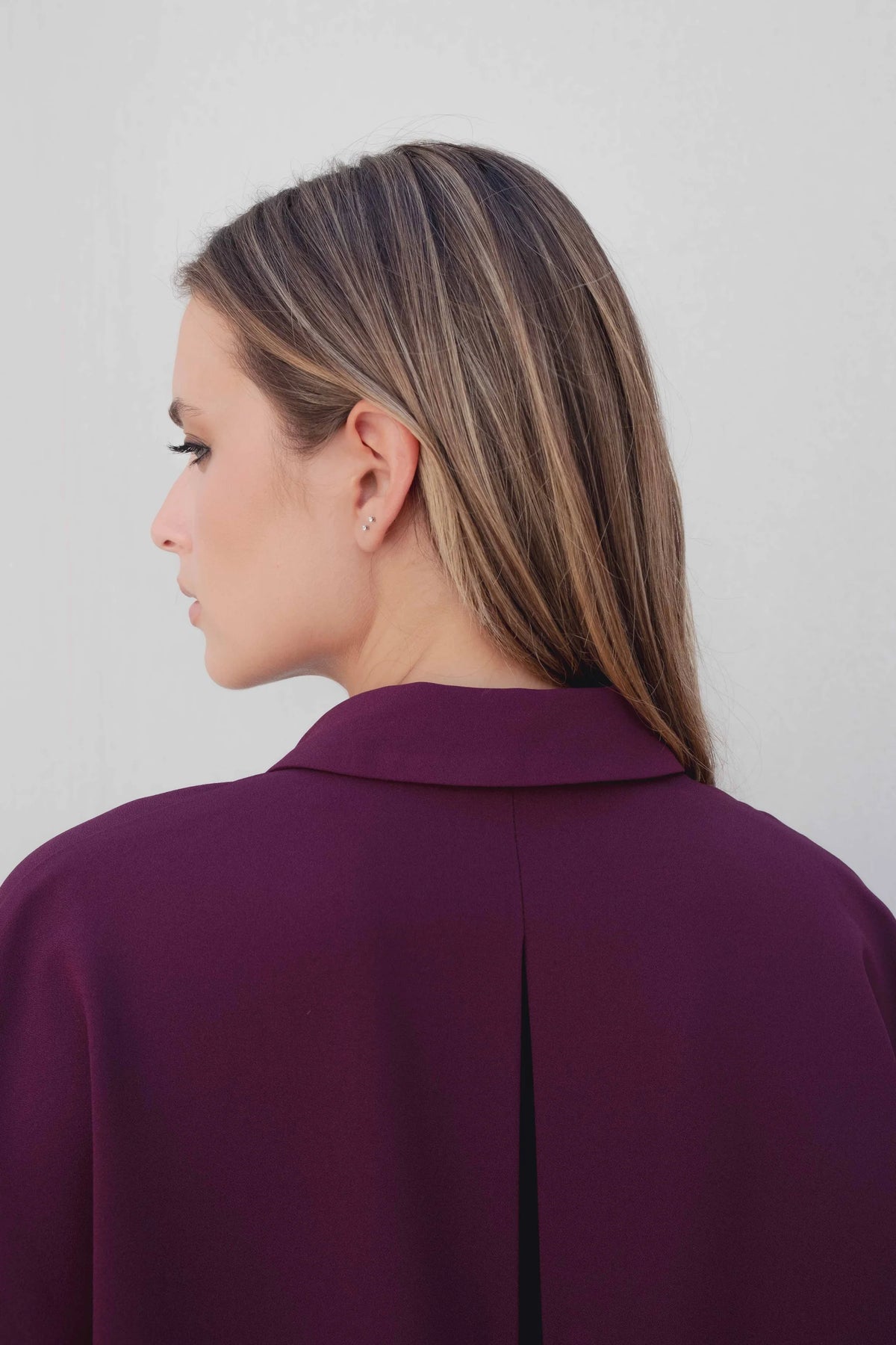 CHEMISE À MANCHES ROULETTES