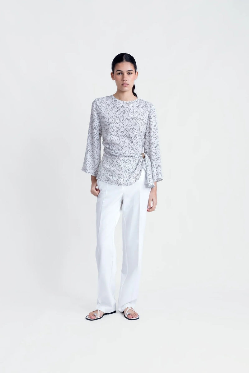 CHEMISE À APPLIQUÉS DORÉS