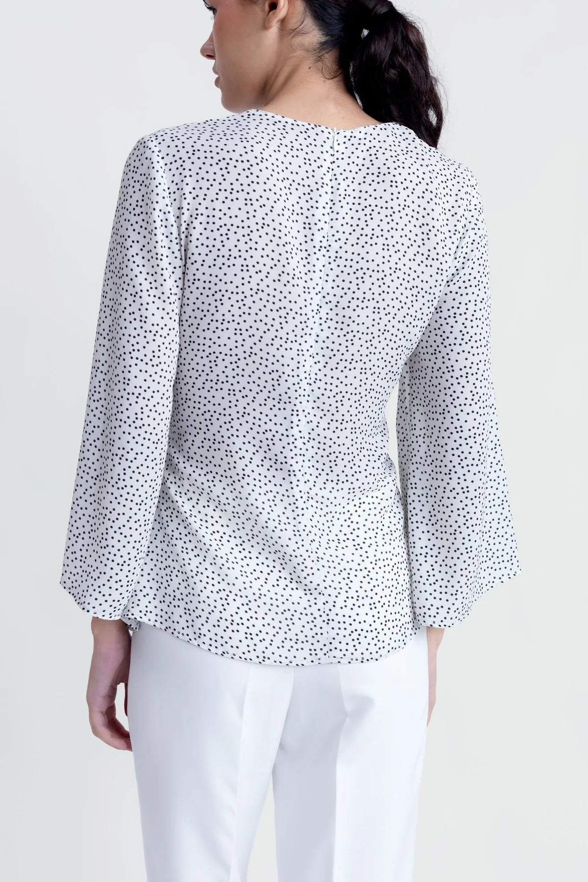 CHEMISE À APPLIQUÉS DORÉS