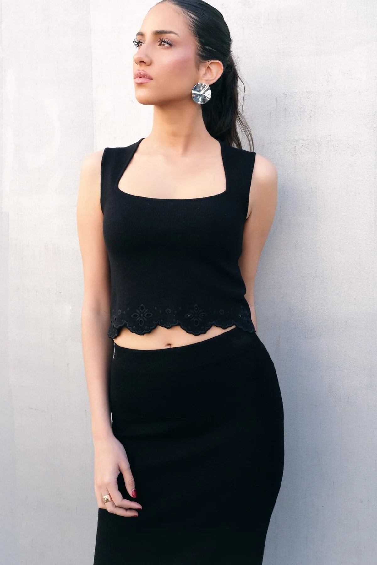 JUPE MIDI EN MAILLE BRODÉE