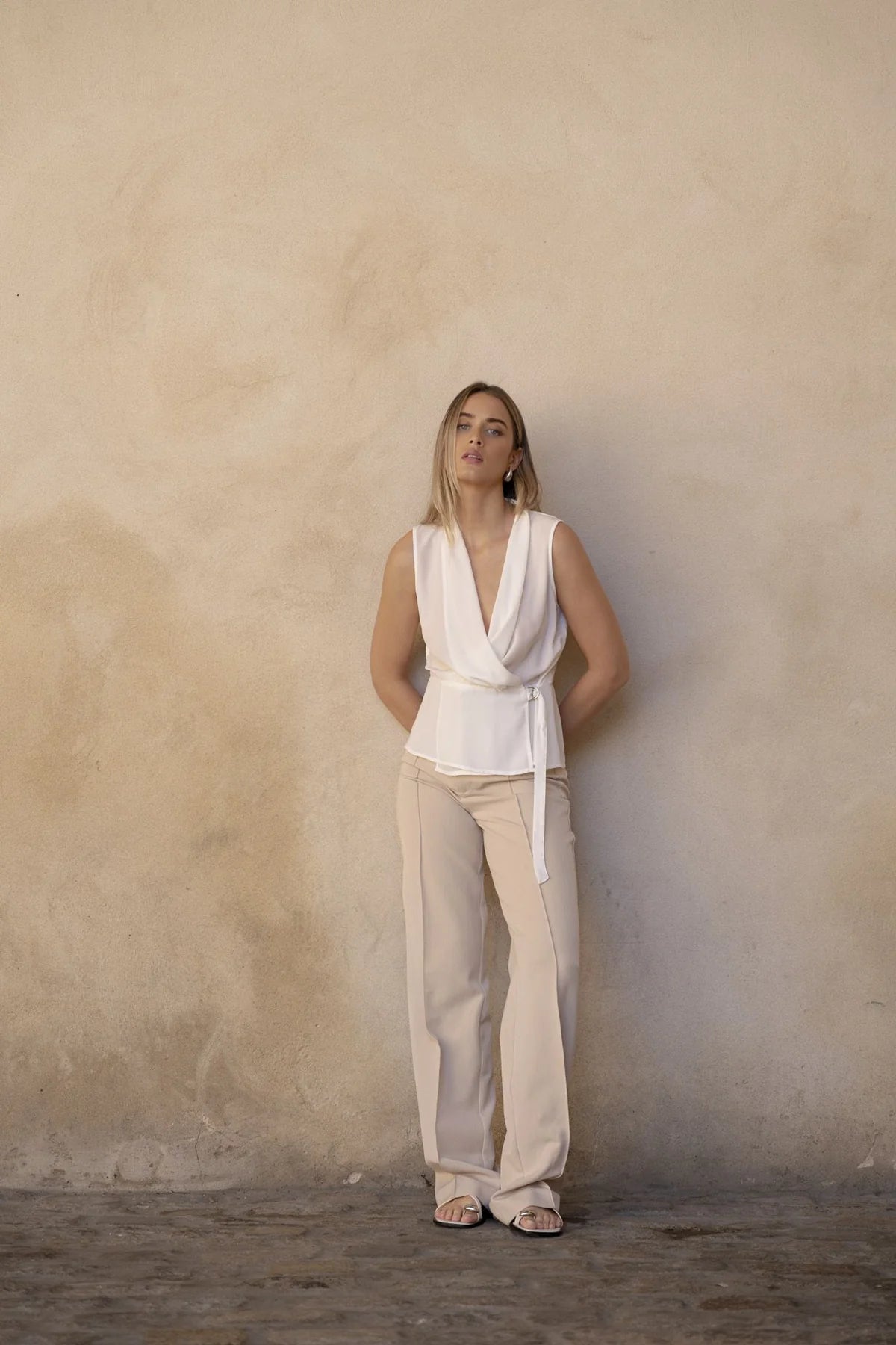 PANTALONS TAILLE HAUTE