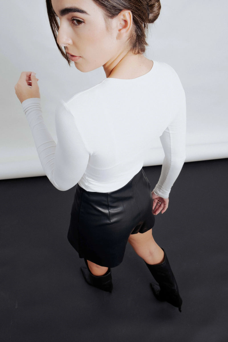 MINI-JUPE-PANTALON EFFET CUIR