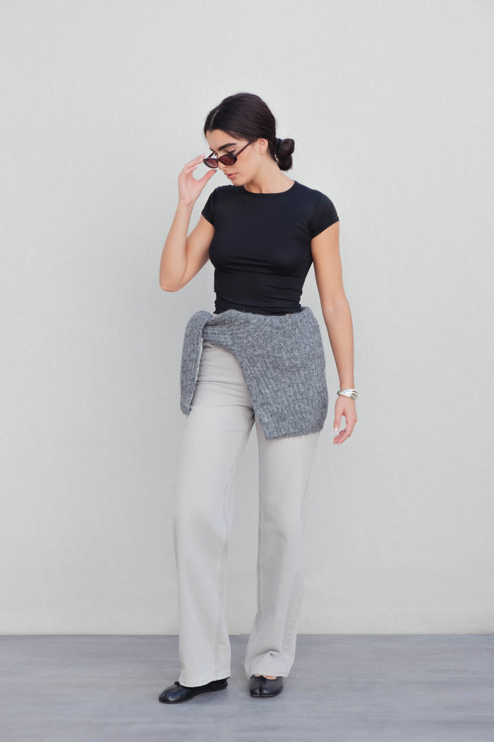 JEANS LONGUEUR, JAMBE LARGE, TAILLE MOYENNE